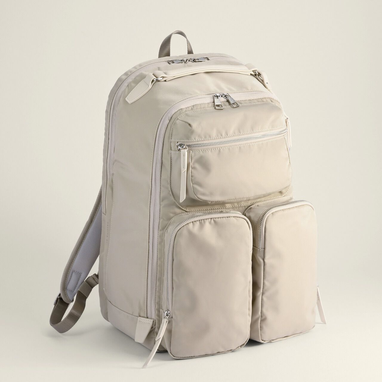 W&.Day/Night「W&.Day/Night ミュッケ オーガナイズドリュック B4サイズ 15.6インチPC収納 大容量 15577」|リュック|