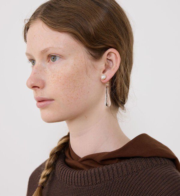 TOMORROWLAND GOODS「LEVENS JEWELS Pearl&Tear ピアス」|ピアス|