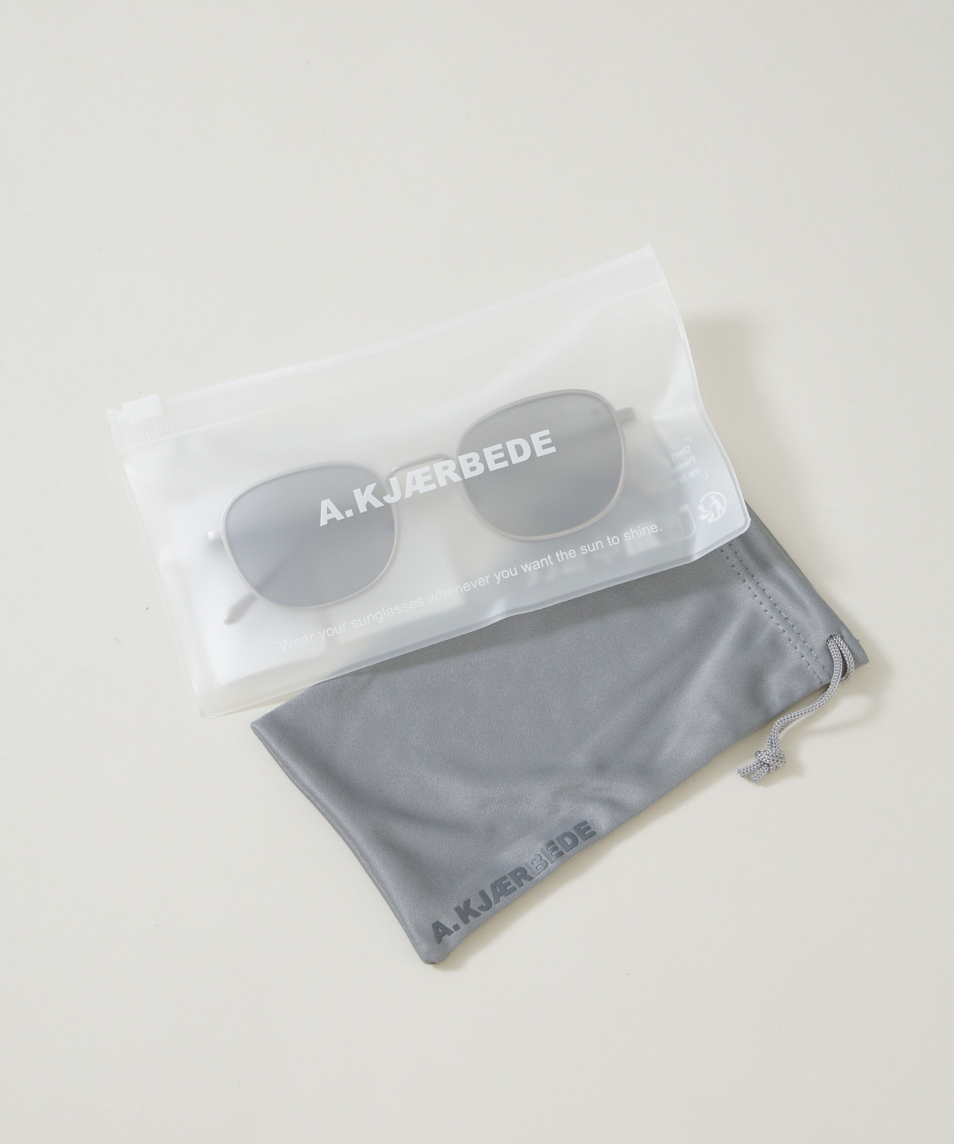 nano･universe「A.KJAERBEDE/HELLO」|メガネ|