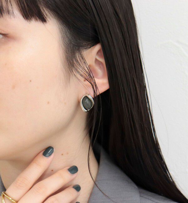 fredy emue「カラーメタルカバーピアス」|ピアス|オリーブ