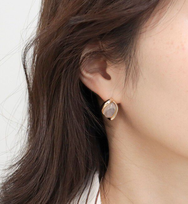 fredy emue「カラーメタルカバーピアス」|ピアス|ベージュ