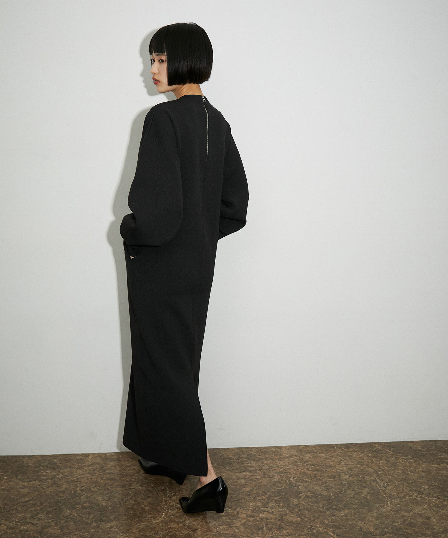 ADAM ET ROPE'「フォルムニットワンピース」|ワンピース|