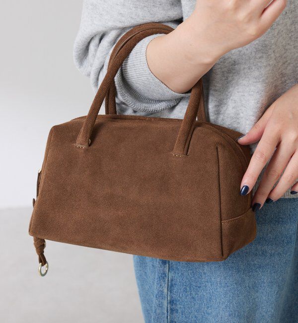  「【500mlペットボトル収納可/牛革】レザーチャームボストンバッグ/スエード」|ボストンバッグ|