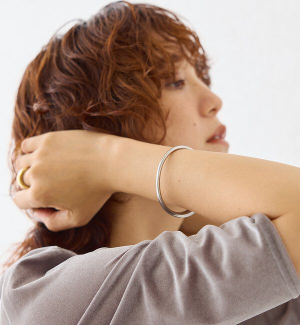  「【R.good（アールドットグッド）】ニュアンスバングル」|ブローチ・コサージュ|