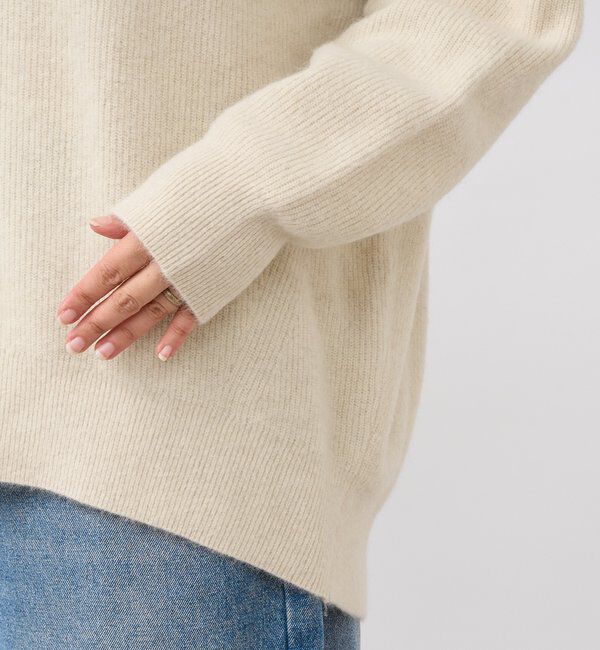 「【抜け感シルエット】ヘアリーウール片畦Vネックニット」|ニット・セーター|