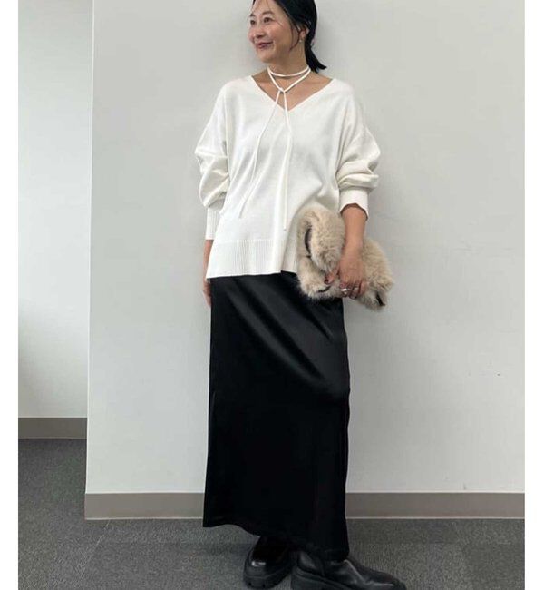  「【CHIKAコラボ】【着やせ&times;時短おしゃれ】タイ付き総針Vネックニット」|ニット・セーター|