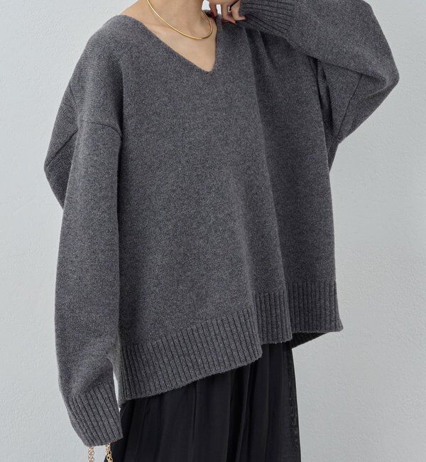  「【冬のお助けニット】メリノウールVニット」|ニット・セーター|