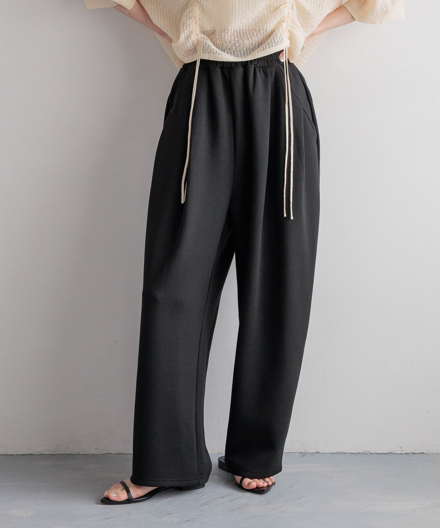 LOWRYS FARM「カットイージーコクーンパンツ２」|チノ|BLK