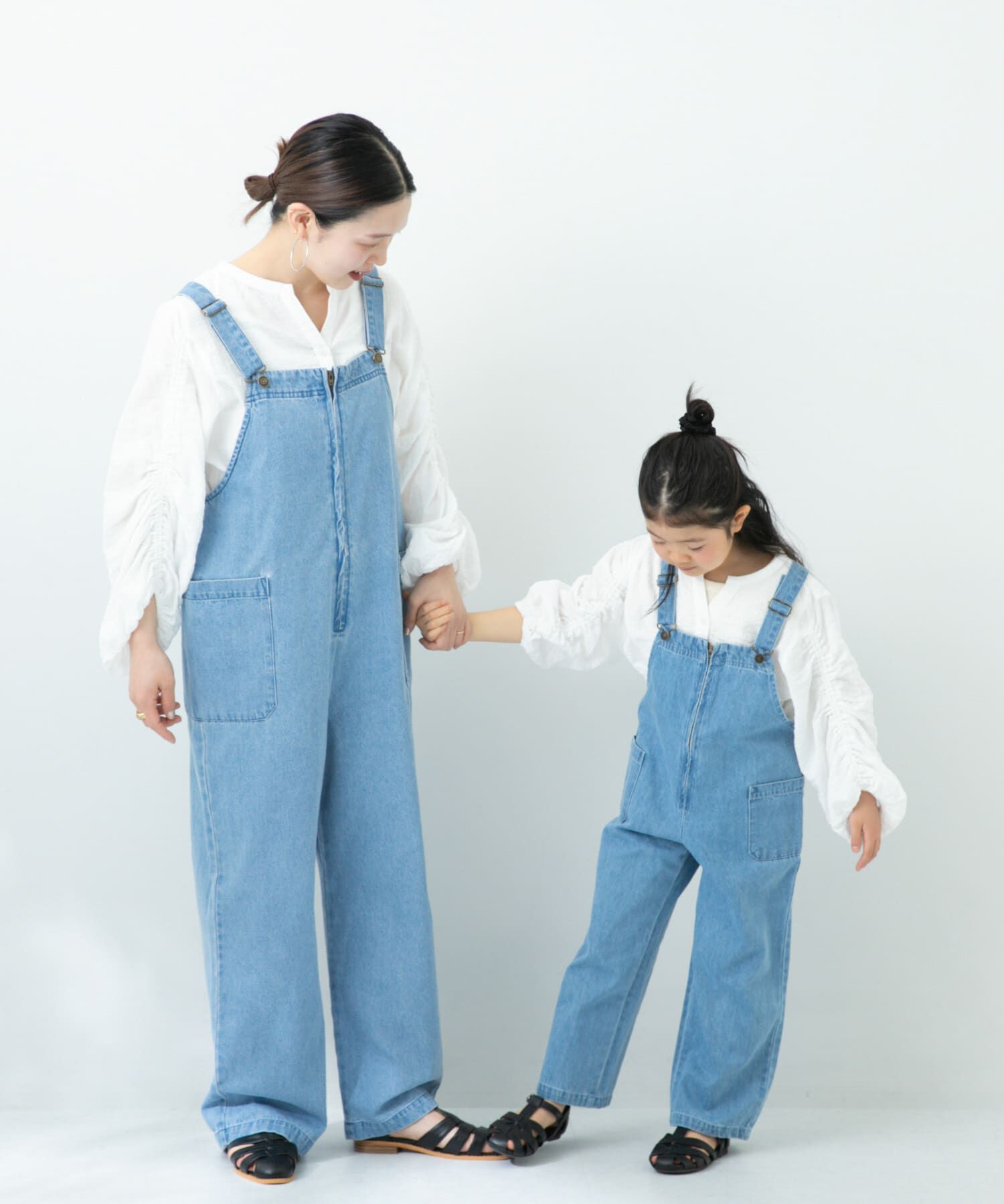 URBAN RESEARCH DOORS「『親子リンク』ギャザースリーブブラウス(KIDS)」|その他|アイボリー