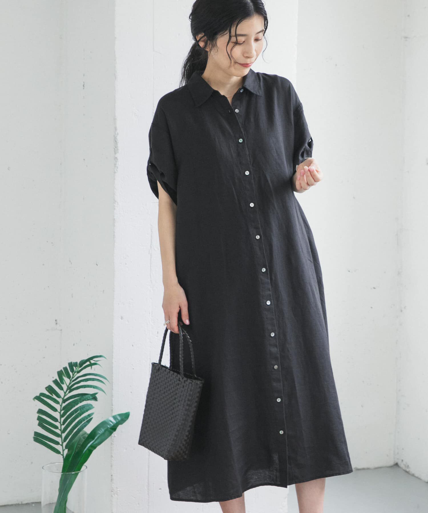 URBAN RESEARCH DOORS「リネン半袖シャツワンピース」|ワンピース|ブラック