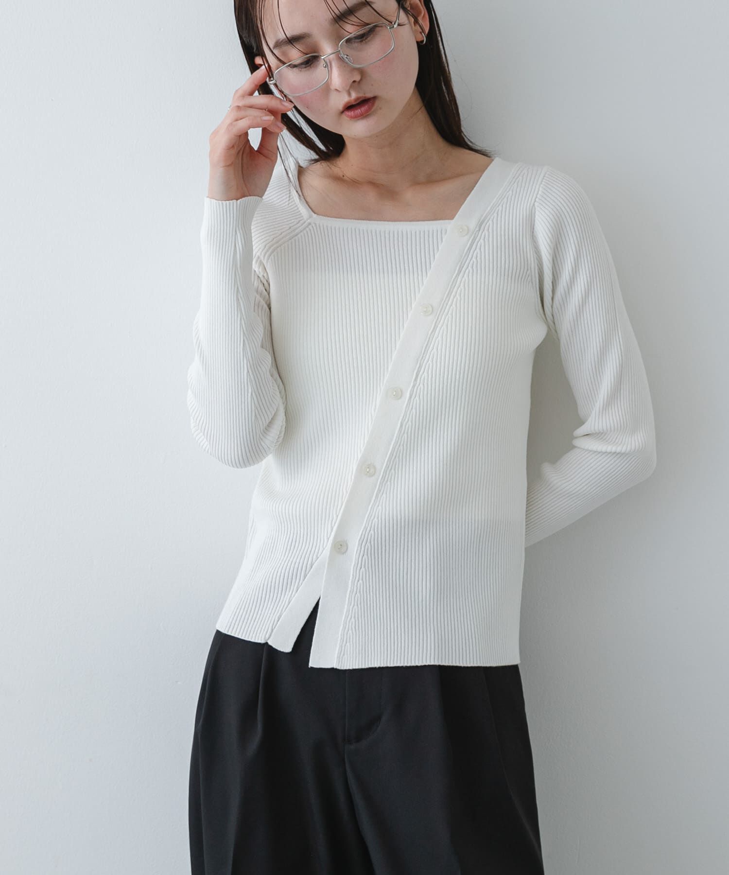 SENSE OF PLACE by URBAN RESEARCH「『洗濯可』アシメデザインリブセーター」|ニット・セーター|オフホワイト