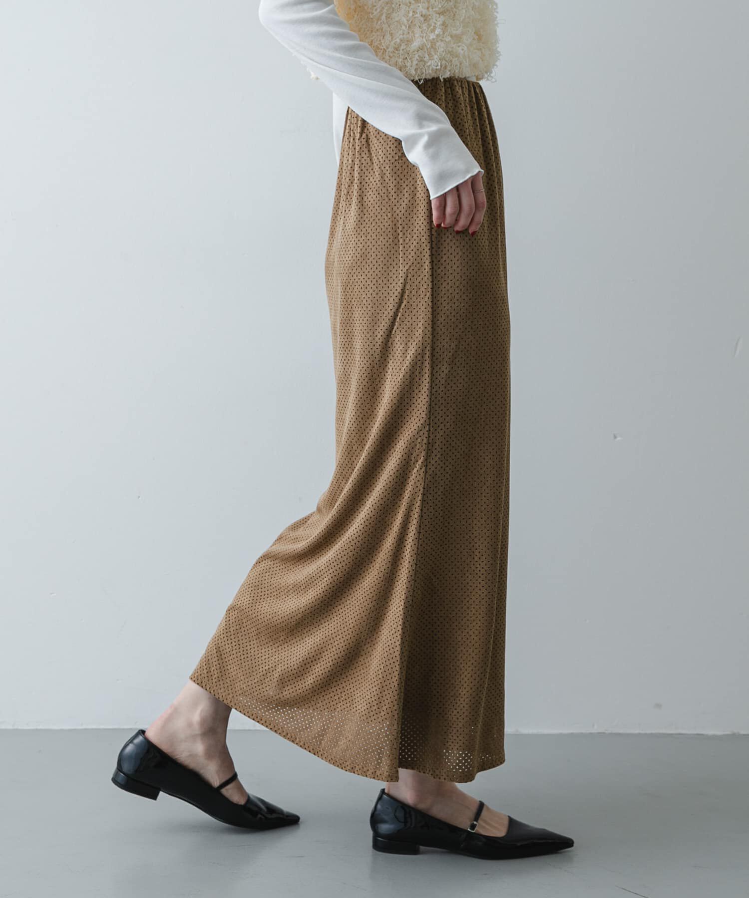 SENSE OF PLACE by URBAN RESEARCH「FSパンチングナロースカート」|スカート|