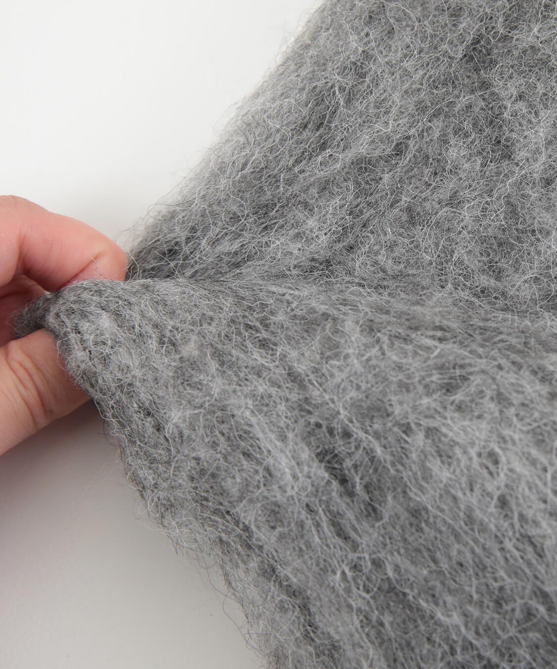 titivate「モヘアライクVネックシャギーニットカーディガン」|ニット・セーター|