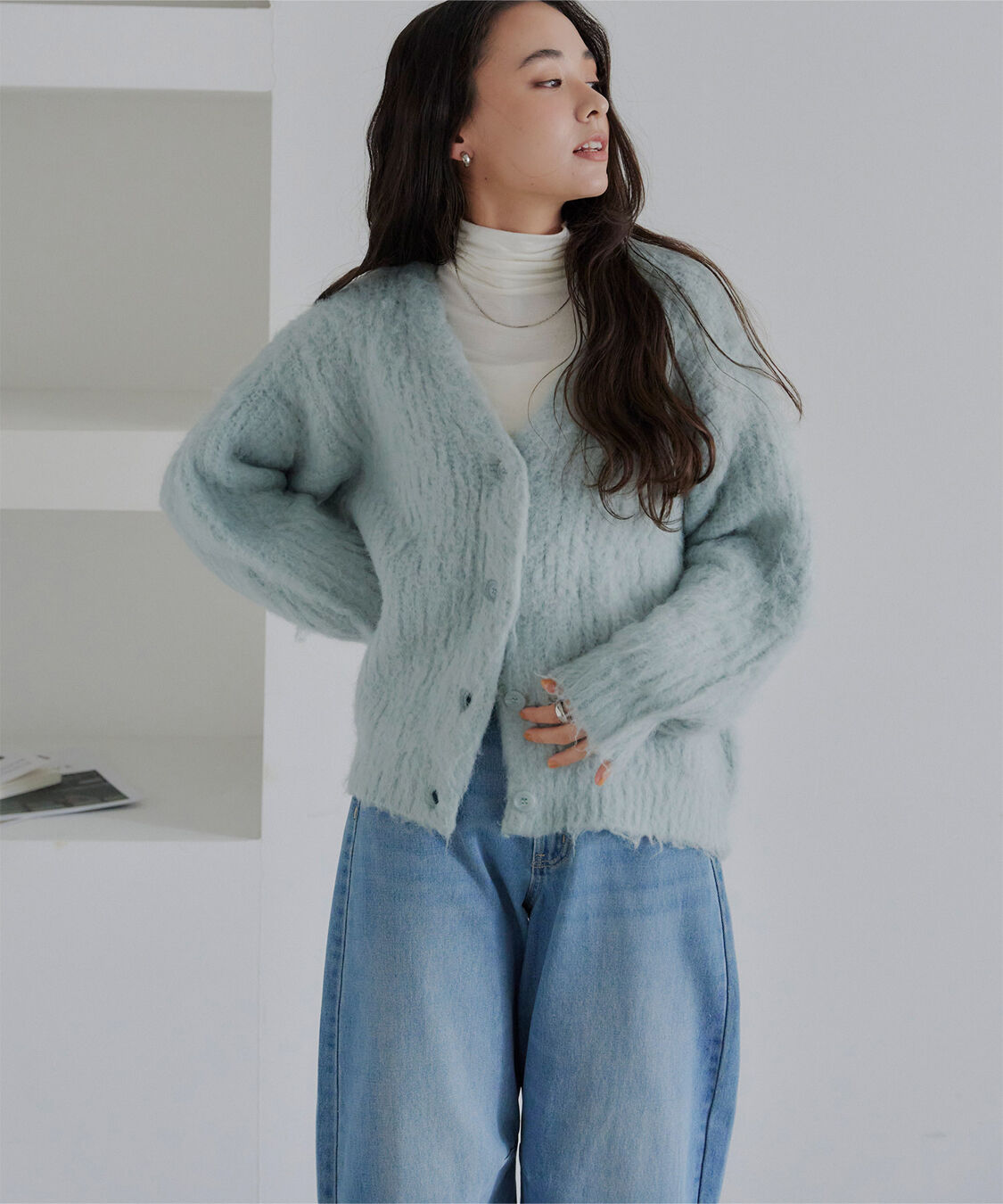 titivate「モヘアライクVネックシャギーニットカーディガン」|ニット・セーター|ライトブルー