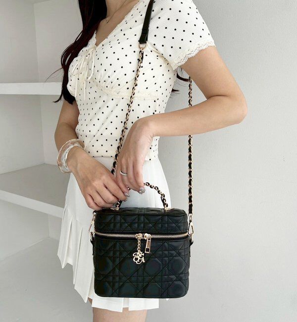  「チャーム付きキルティングバニティバッグ」|ショルダー・メッセンジャー|