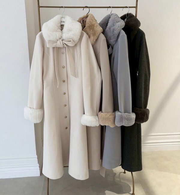  「【サイズ展開あり】襟/袖ファーマルチリボンロングコート」|その他|