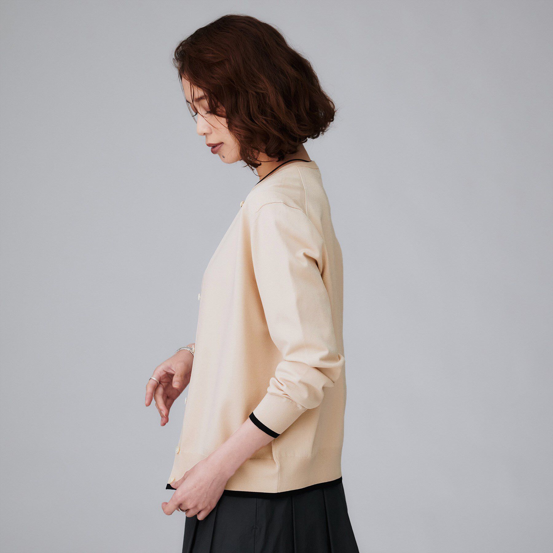 UNTITLED「【アンサンブル可/薄手】ベーシッククルーネックカーディガン」|カーディガン|