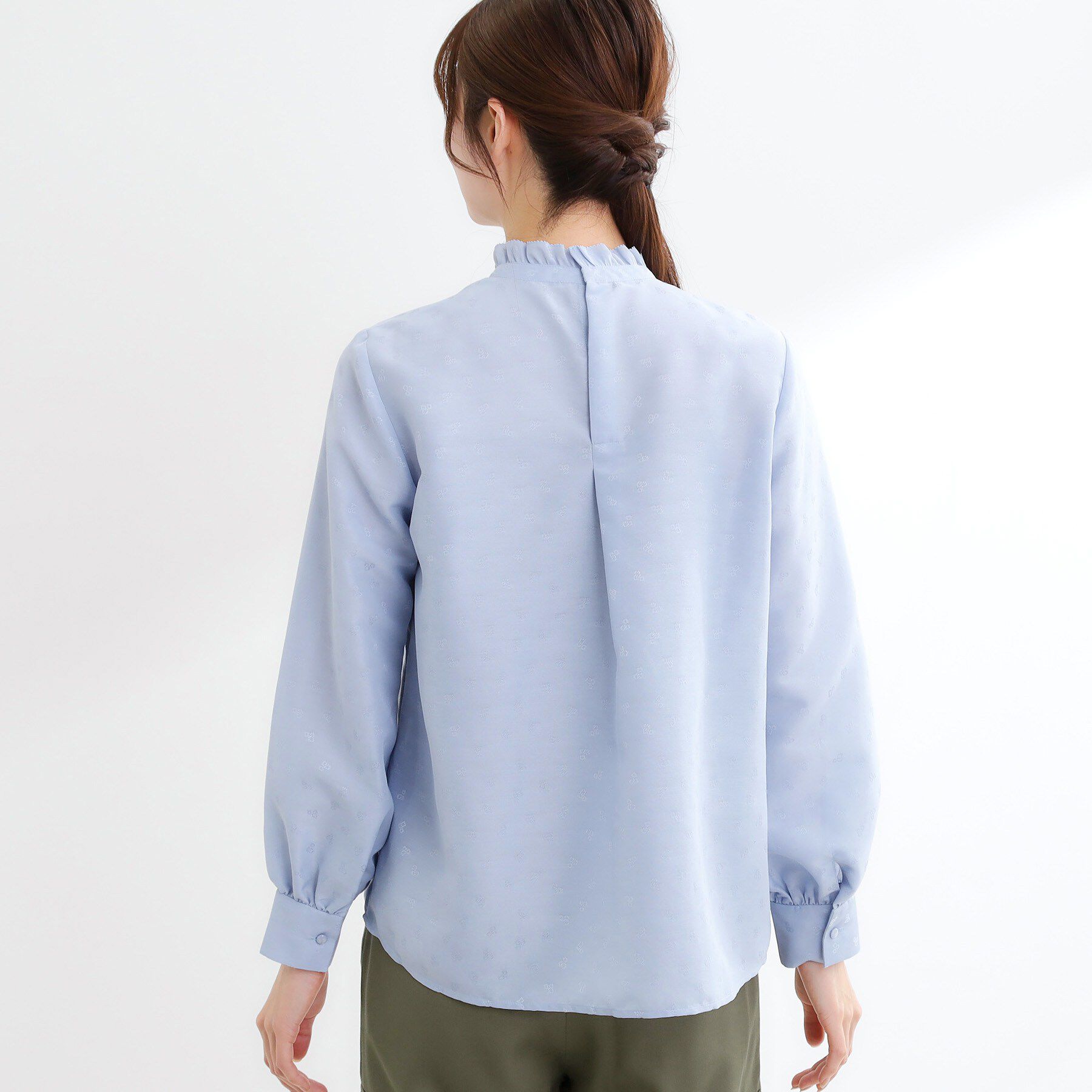 Reflect「フリルネックサテンジャカードブラウス」|シャツ・ブラウス|