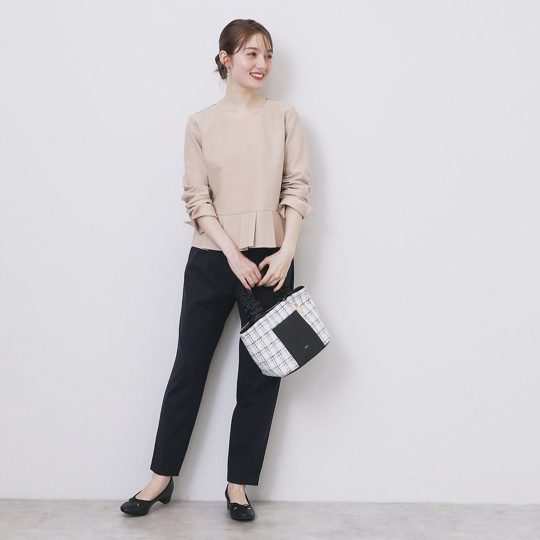 index「ストレッチペプラムラメトップス【洗濯機OK/防シワ/抗ピル】《S～3L》」|Tシャツ・カットソー|