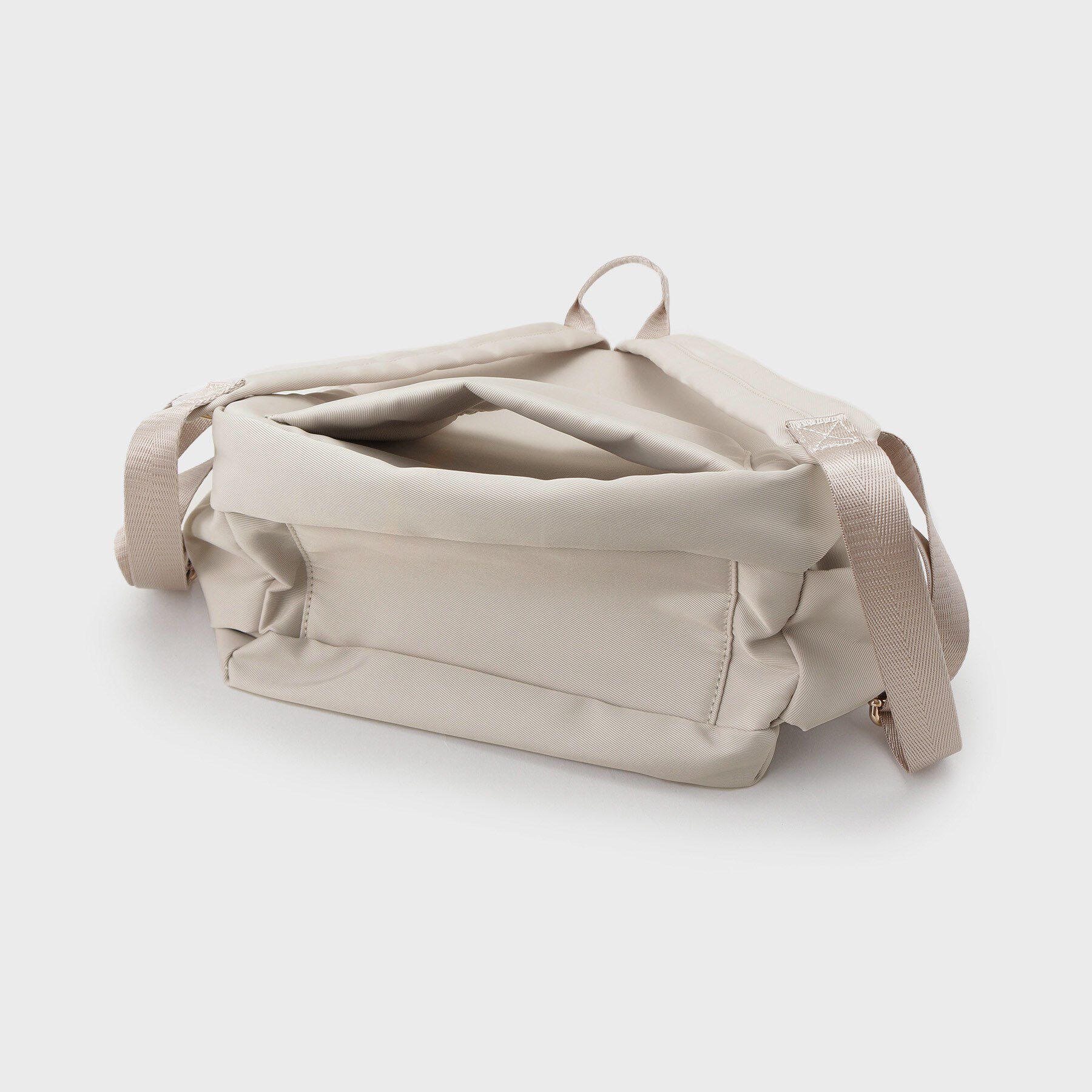 OPAQUE.CLIP「【撥水加工/多ポケット/A4サイズ対応】マルチファンクションツイルリュックサック」|リュック|