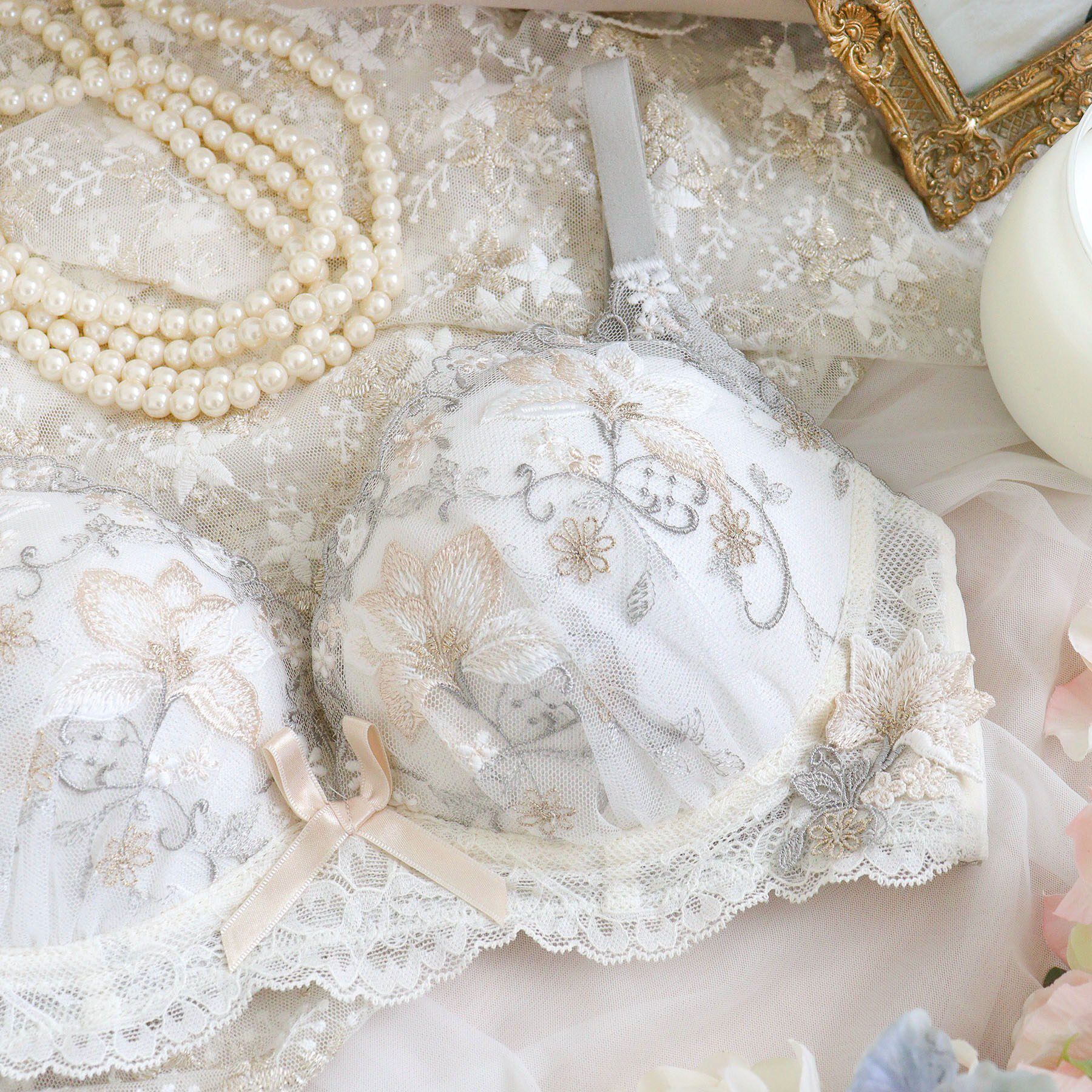 Risa Magli「フルーリ ノンワイヤーブラ (G) ＜メロフィータイプ＞」|インナー|