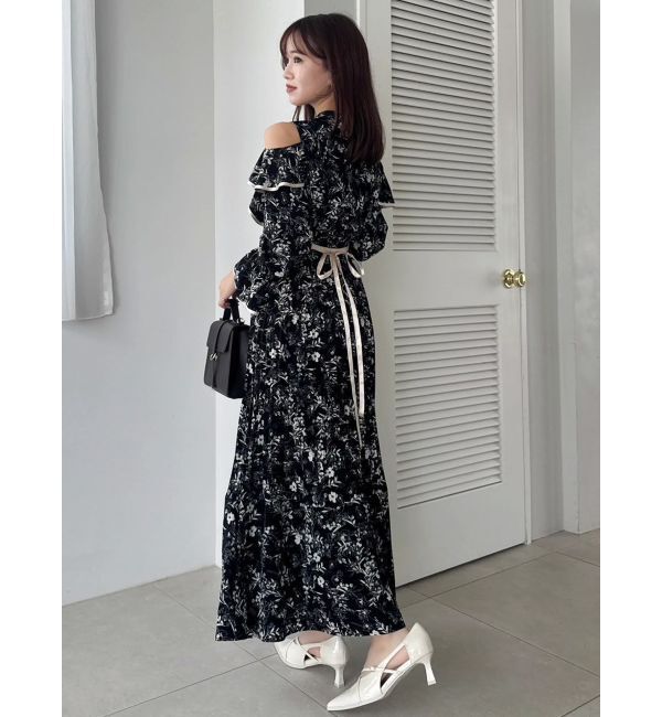 dazzlin「オープンショルダーフラワープリーツワンピース」|ワンピース|