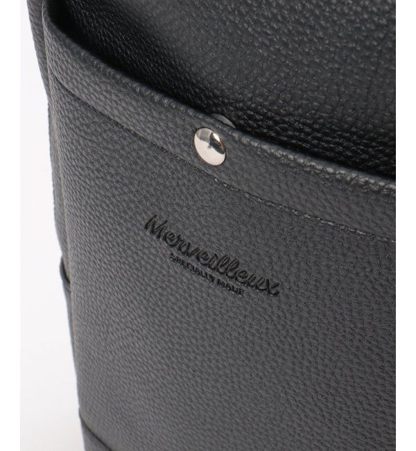 ikka「シュリンクボディバッグ」|その他|