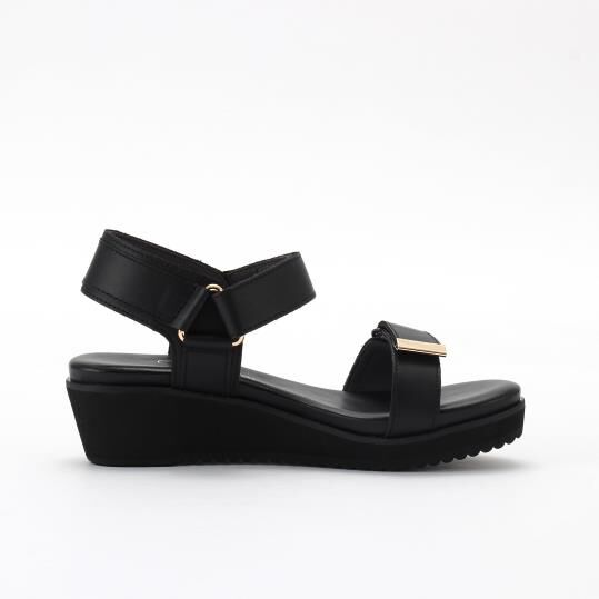 銀座かねまつ「TN240474STEBLK 【本革】【人気】レザースポーツサンダル」|サンダル|