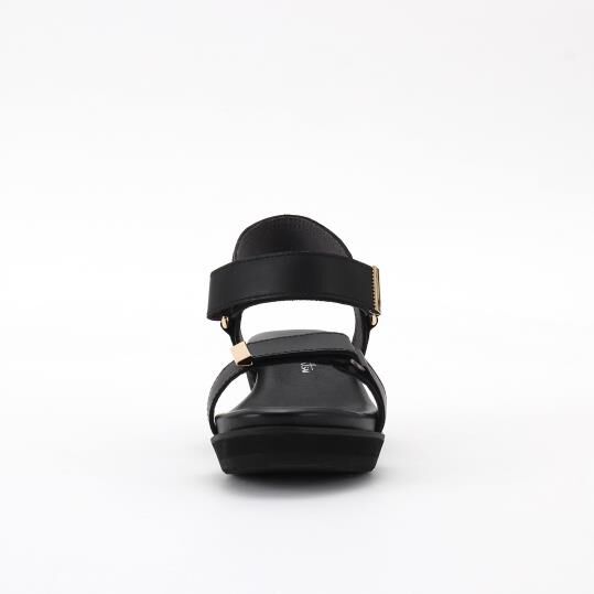 銀座かねまつ「TN240474STEBLK 【本革】【人気】レザースポーツサンダル」|サンダル|