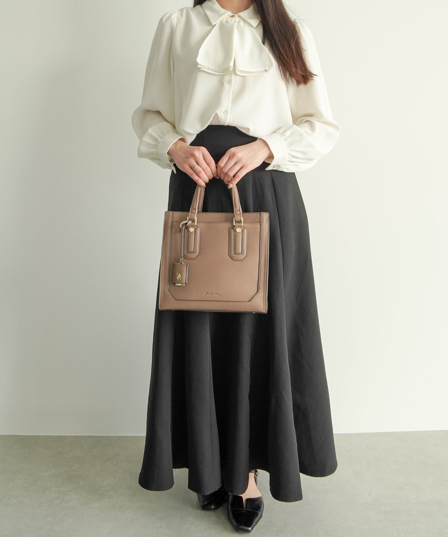  「Jewelna Rose アリゼ トートバッグ ミドルサイズ 11928」|ショルダー・メッセンジャー|