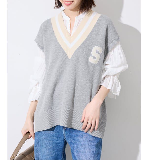 SLOBE IENA「サガラ刺繍レタードベスト」|ベスト・ジレ|グレー
