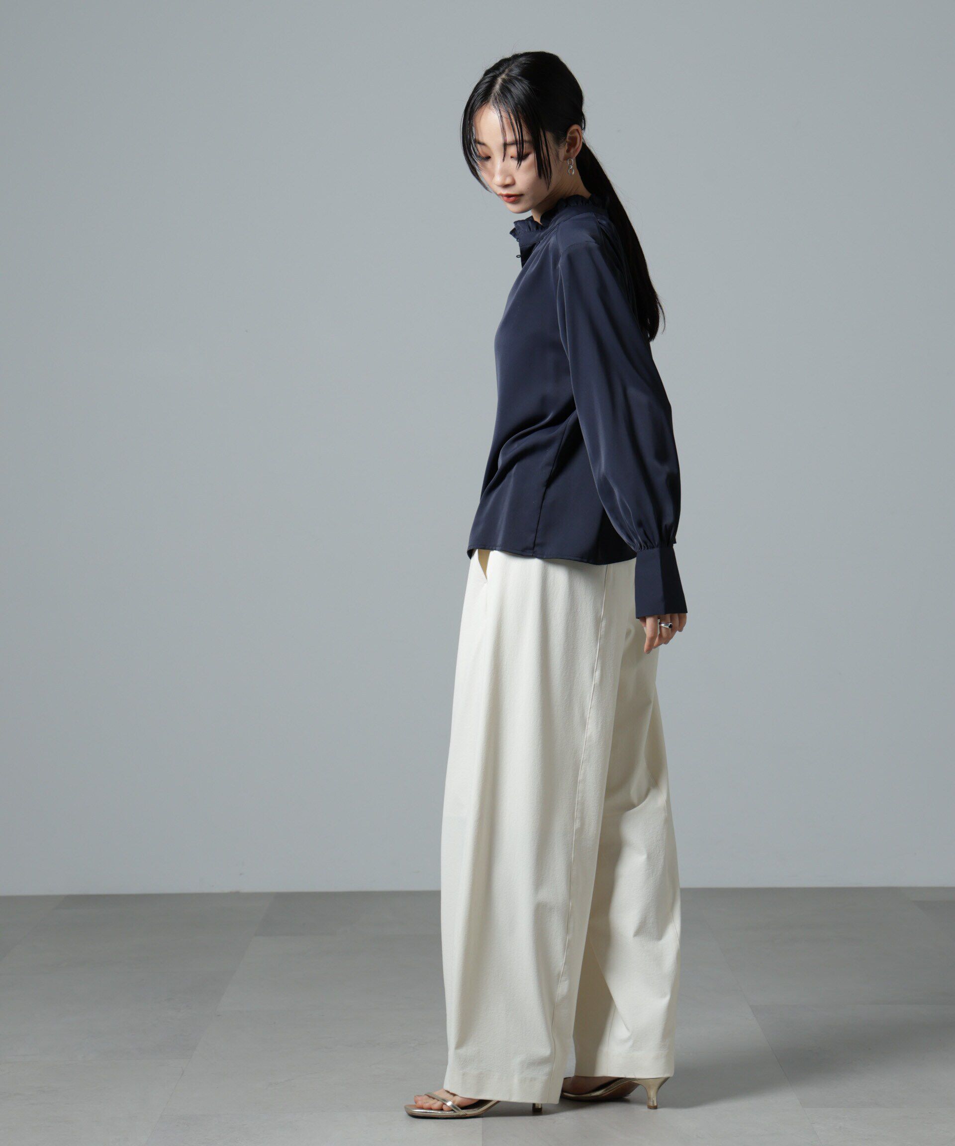 nano･universe「2wayスタンドカラーギャザーブラウス」|シャツ・ブラウス|