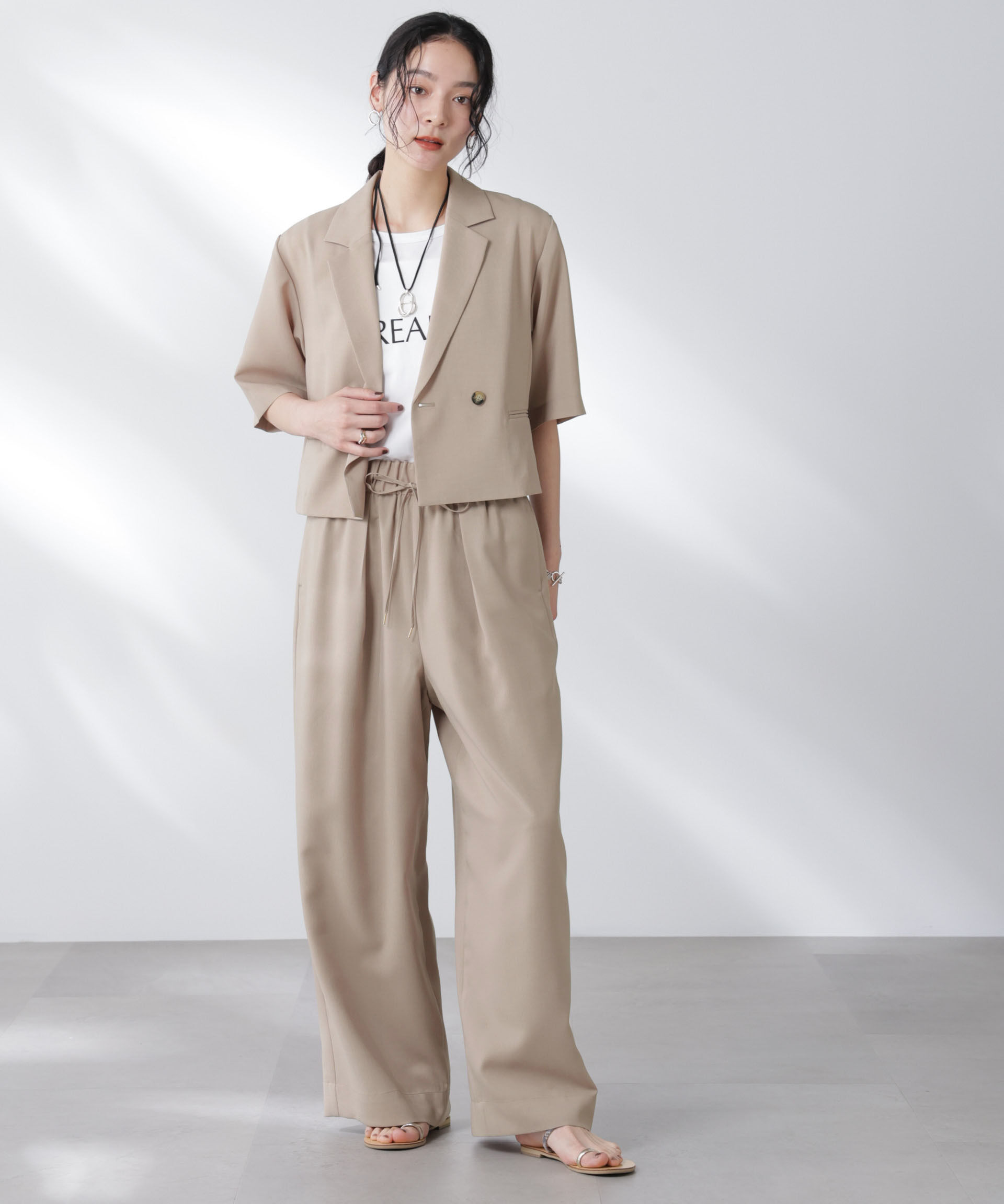 nano･universe「メランジドライ 半袖ショートダブルジャケット(セットアップ可)」|テーラードジャケット|