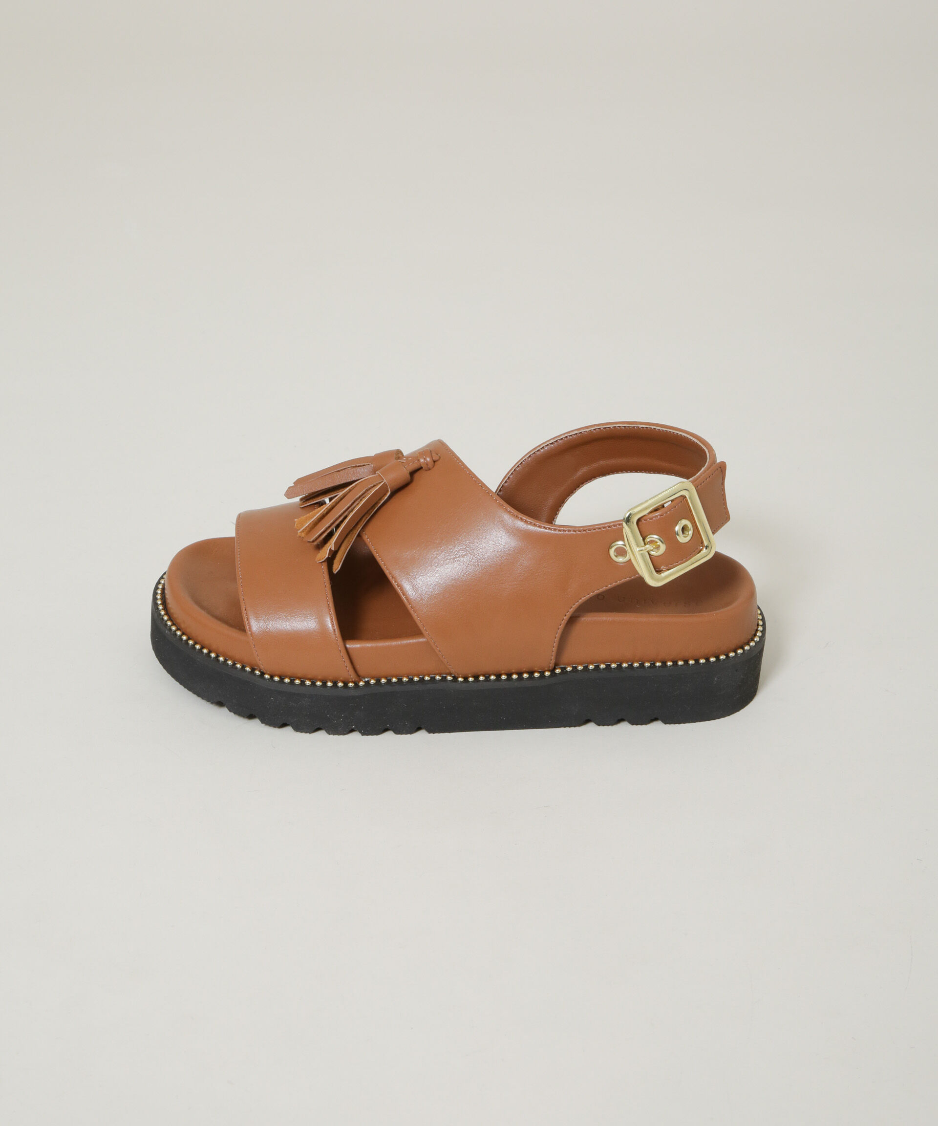 nano･universe「プラットフォームタッセルサンダル」|ビジネス・ドレスシューズ|