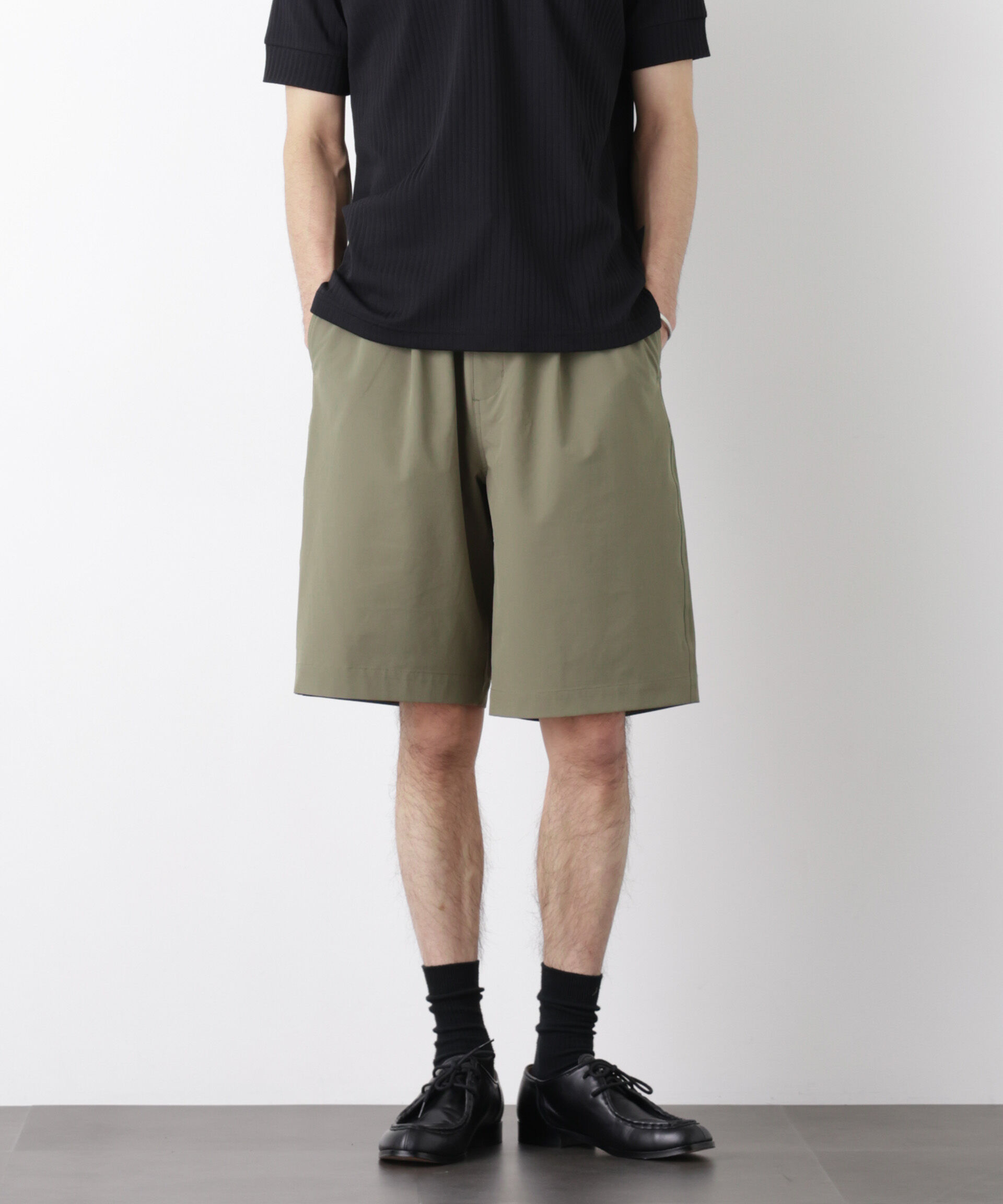 nano･universe「ライトウェイトストレッチ ショートパンツ（セットアップ可）」|チノ|カーキ