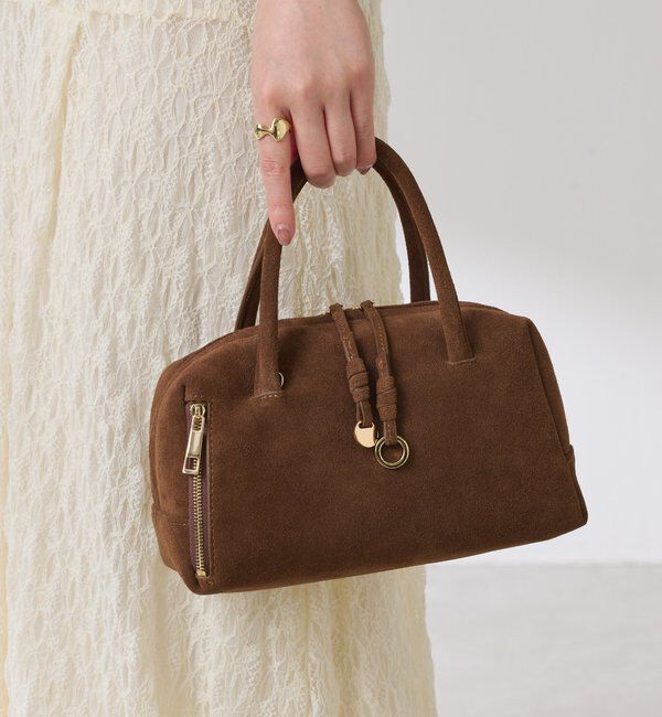  「【500mlペットボトル収納可/牛革】レザーチャームボストンバッグ/スエード」|ボストンバッグ|