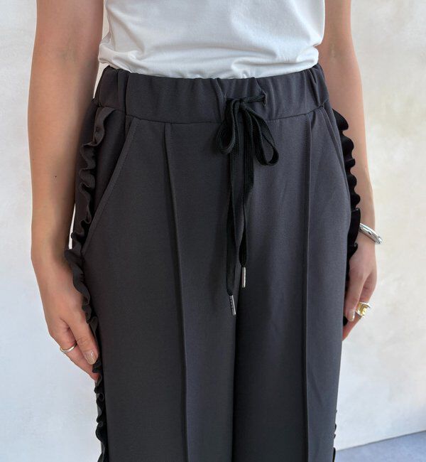  「【WEB限定】カットジョーゼットサイドフリルパンツ」|チノ|