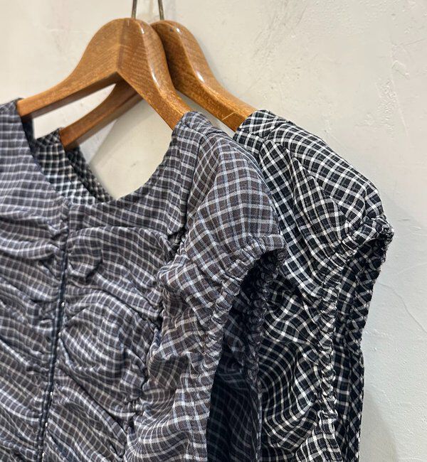  「【洗濯可/着やせ効果◎】チェックギャザーブラウス」|シャツ・ブラウス|