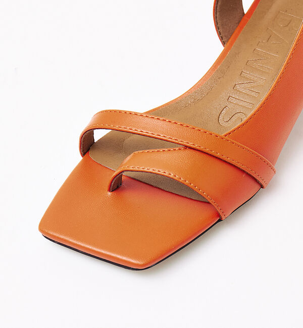 AU BANNISTER「鳳山えり&times;Au BANNISTER　コラボアシンメトリーサンダル」|サンダル|