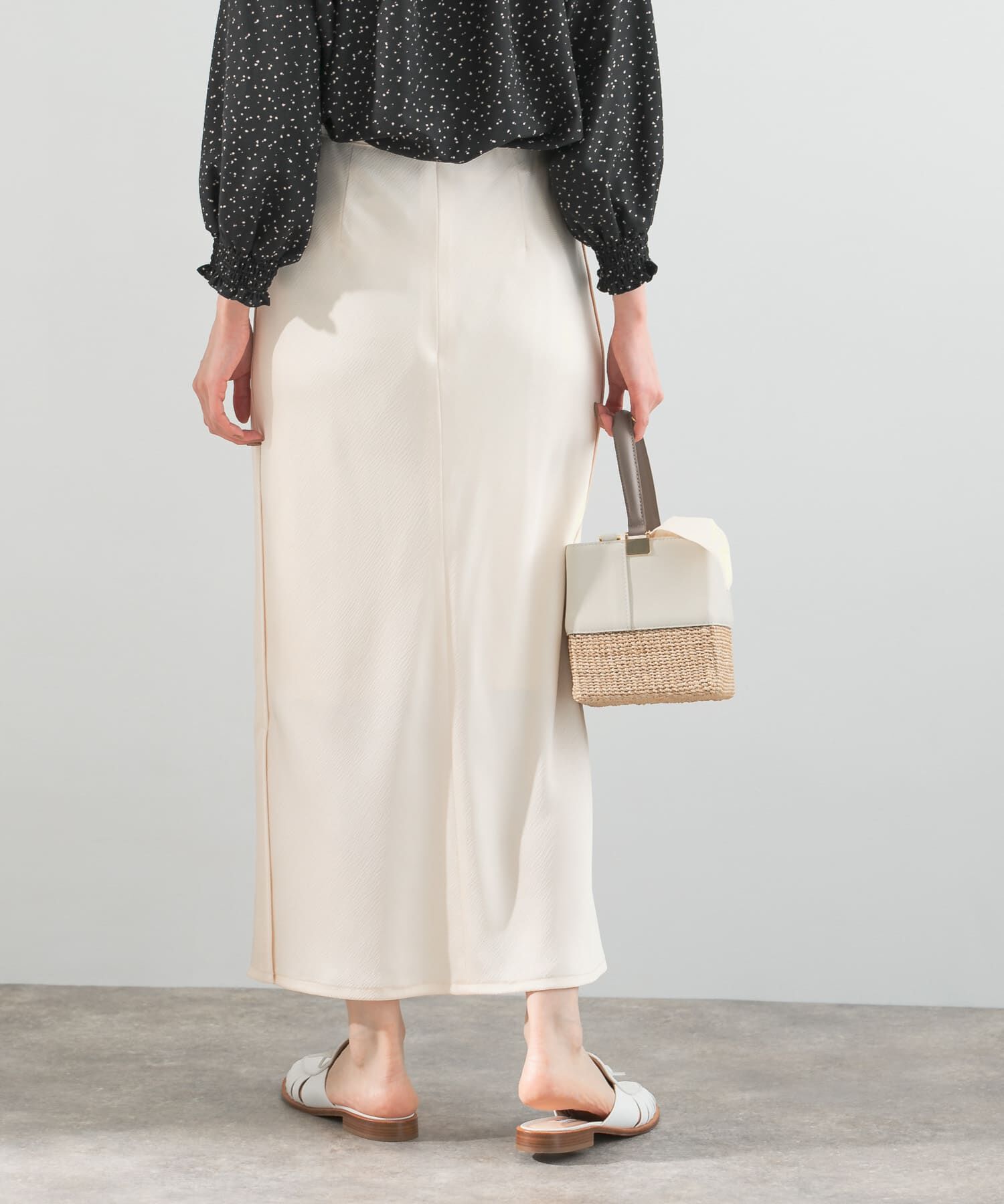 URBAN RESEARCH ROSSO「リップルサテンスカート」|スカート|