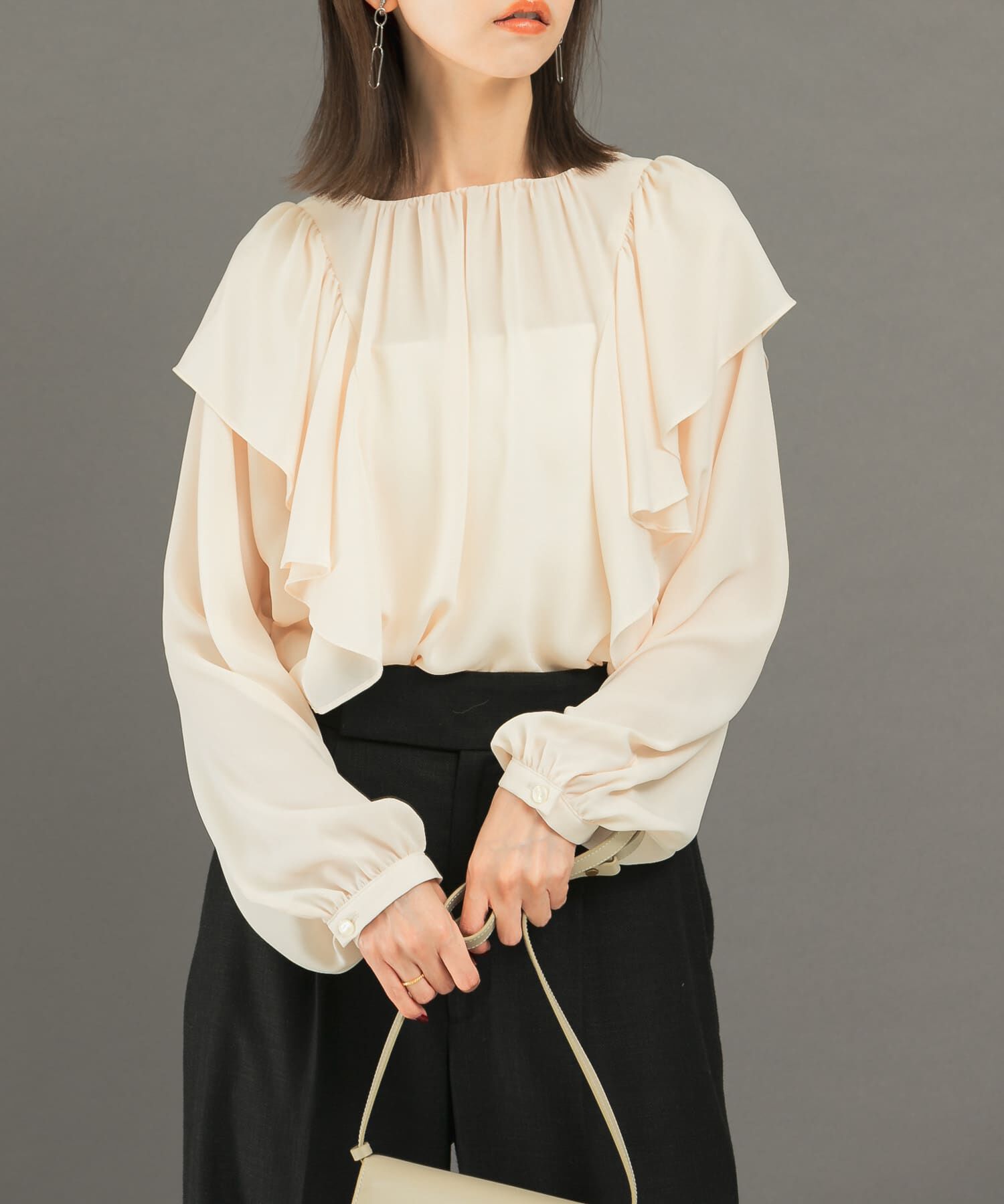 URBAN RESEARCH ROSSO「フリルラッフルブラウス」|シャツ・ブラウス|