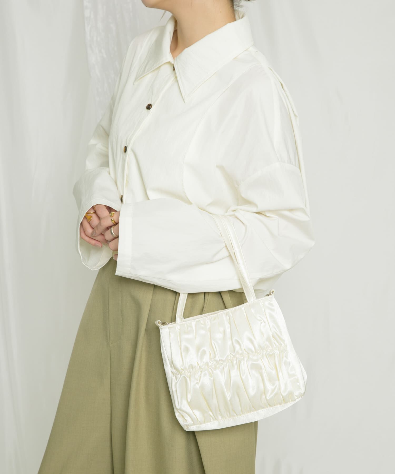  「サテンギャザーハンドBAG」|ハンドバッグ|