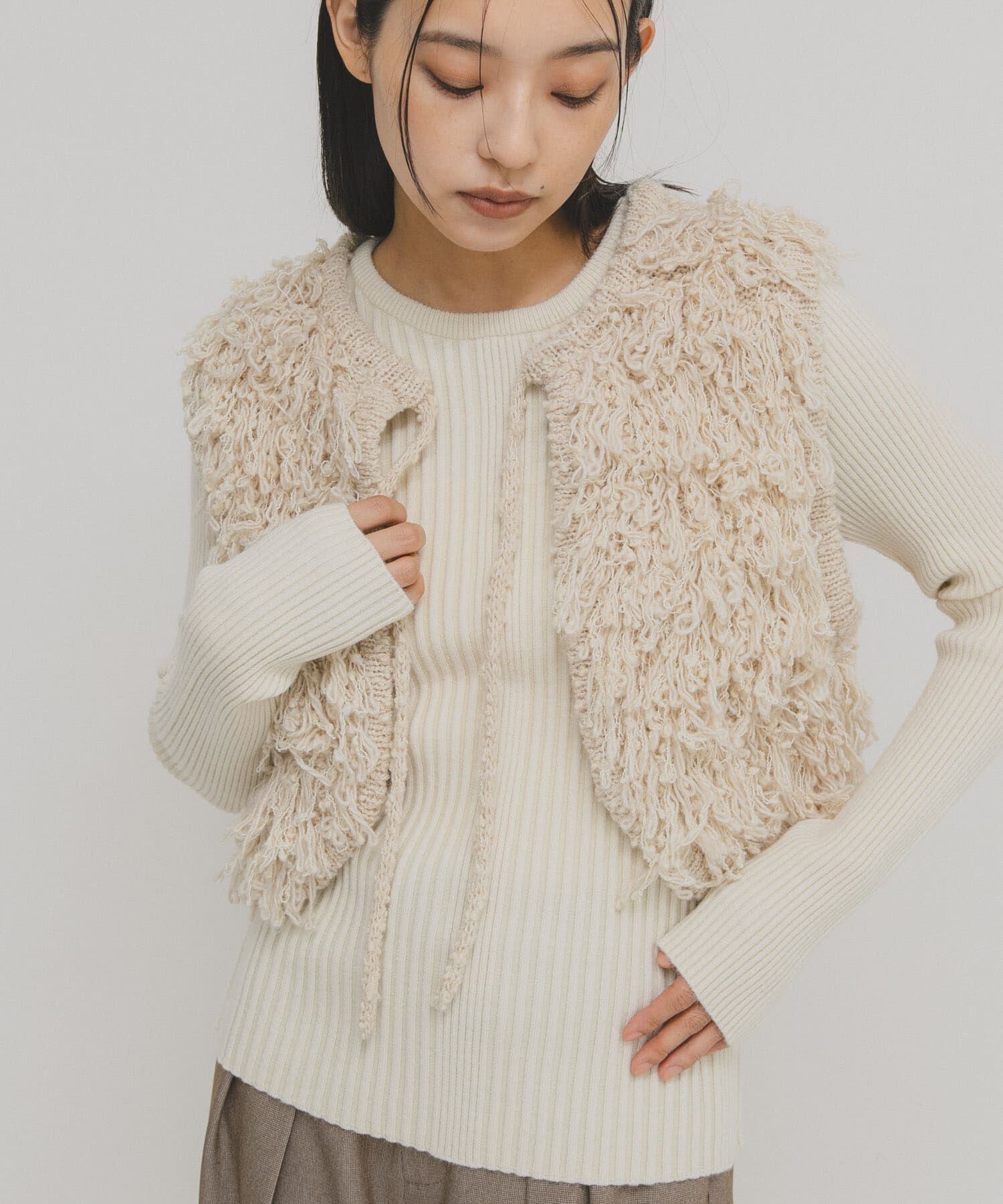  「illi　ランダムRIBクルーネックニット」|ニット・セーター|ホワイト系その他