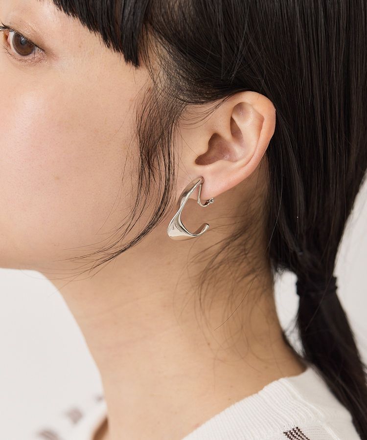 AMERICAN HOLIC「ツイストフープイヤリング」|イヤリング|Silver