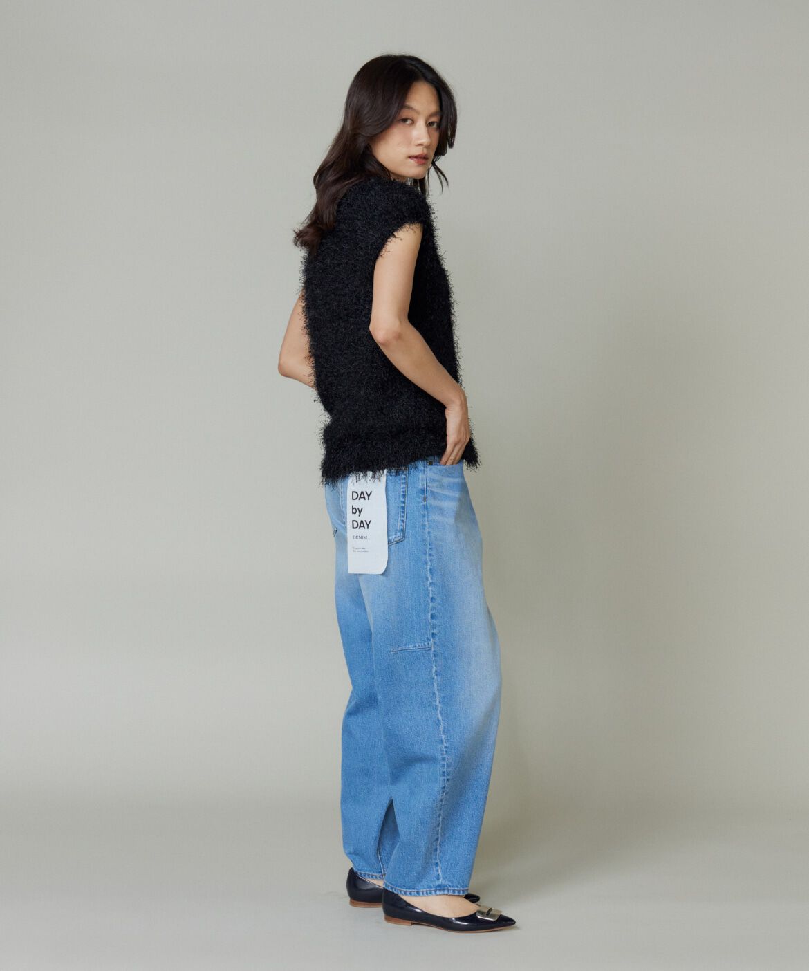 DAY by DAY it&rsquo;s international「フェザーヤーンVネックニットジレ」|ニット・セーター|