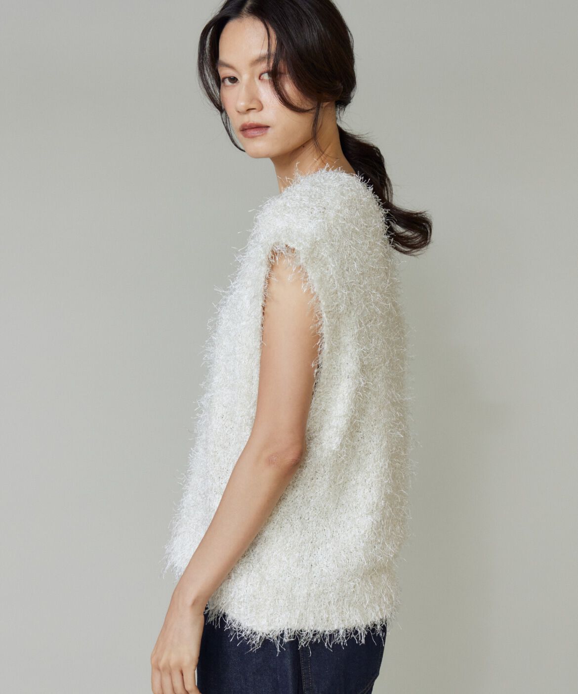 DAY by DAY it&rsquo;s international「フェザーヤーンVネックニットジレ」|ニット・セーター|