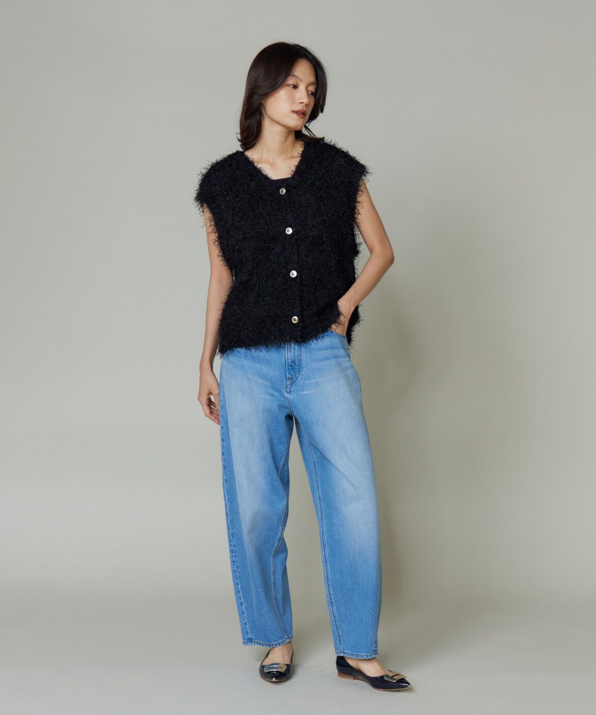 DAY by DAY it&rsquo;s international「フェザーヤーンVネックニットジレ」|ニット・セーター|