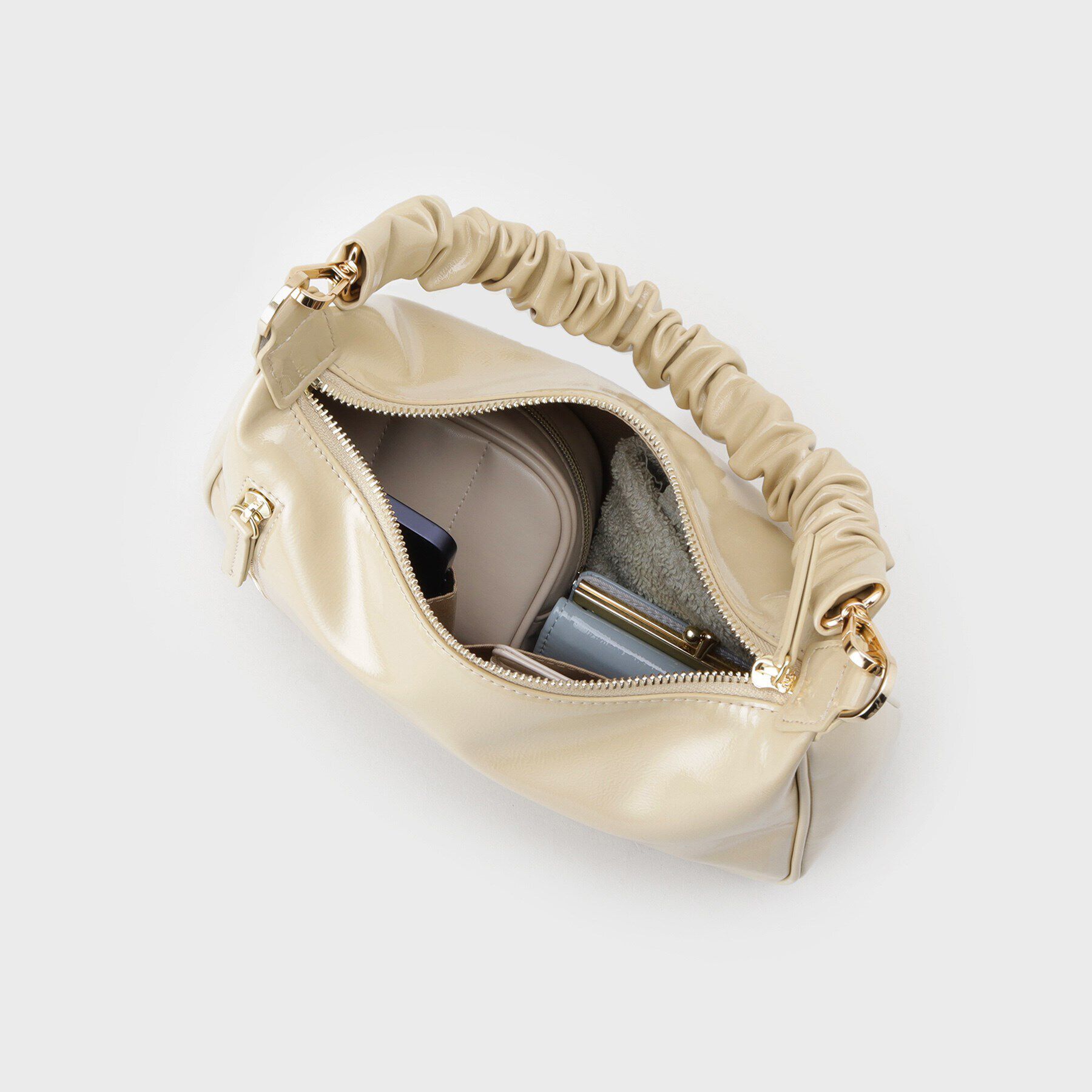 UNTITLED「エナメルシャーリングハンドバッグ」|ハンドバッグ|