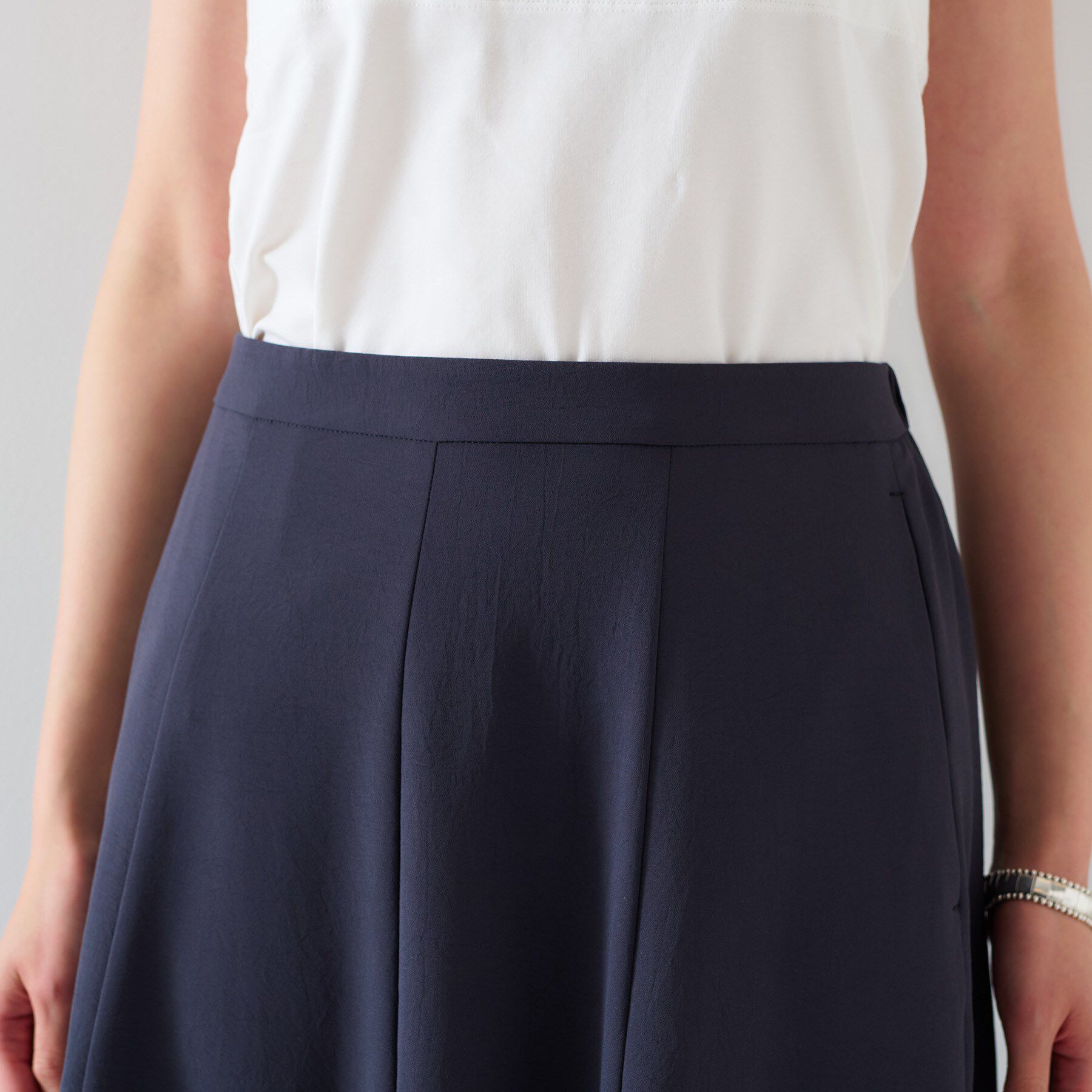 UNTITLED「【セットアップ可/接触冷感/イージーケア】リラクミスト フレアスカート」|スカート|