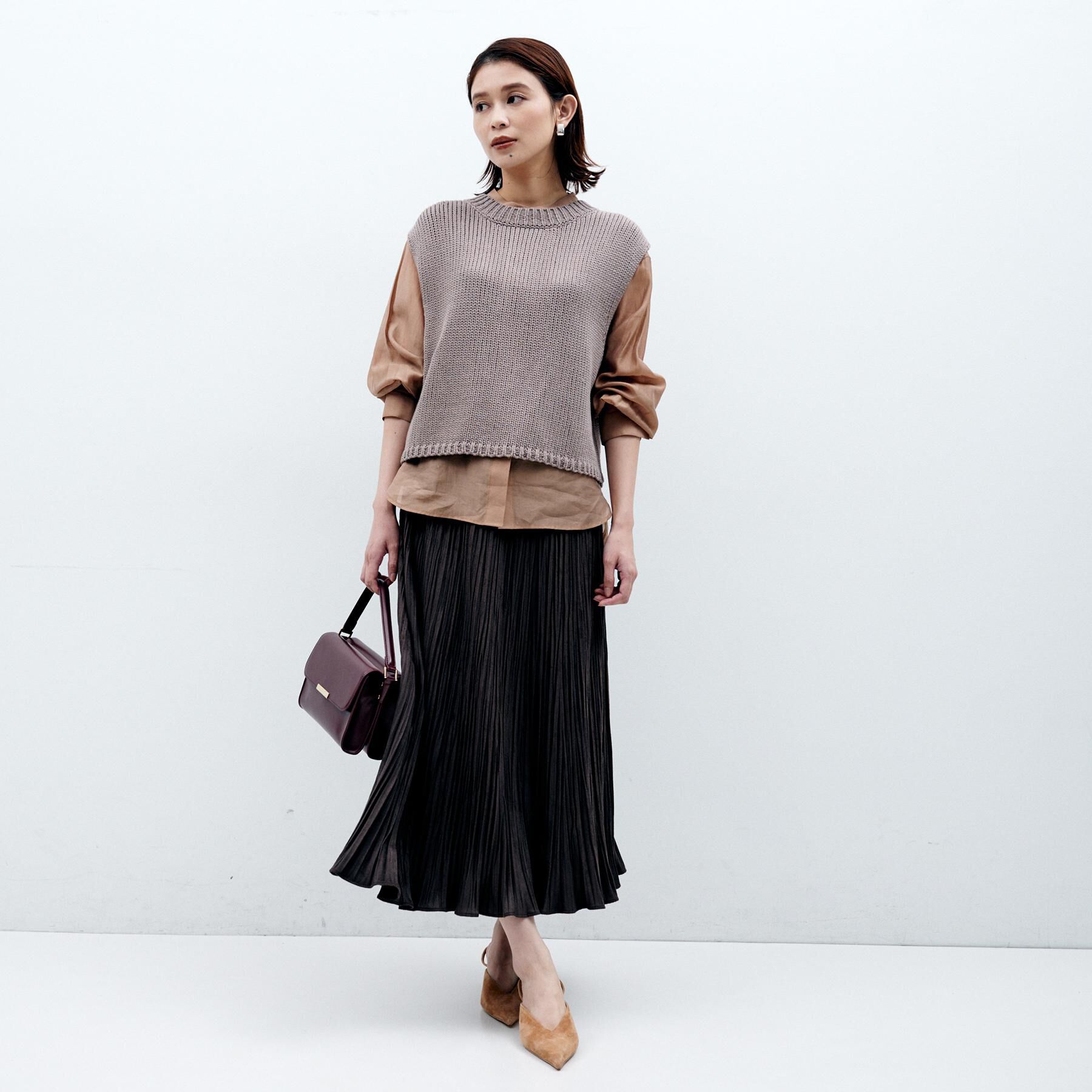 UNTITLED「【シワ知らず/ウエストゴム】スエード風プリーツスカート」|スカート|